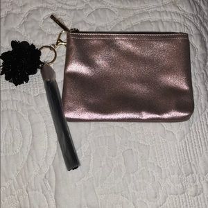 Cosmetic bag
